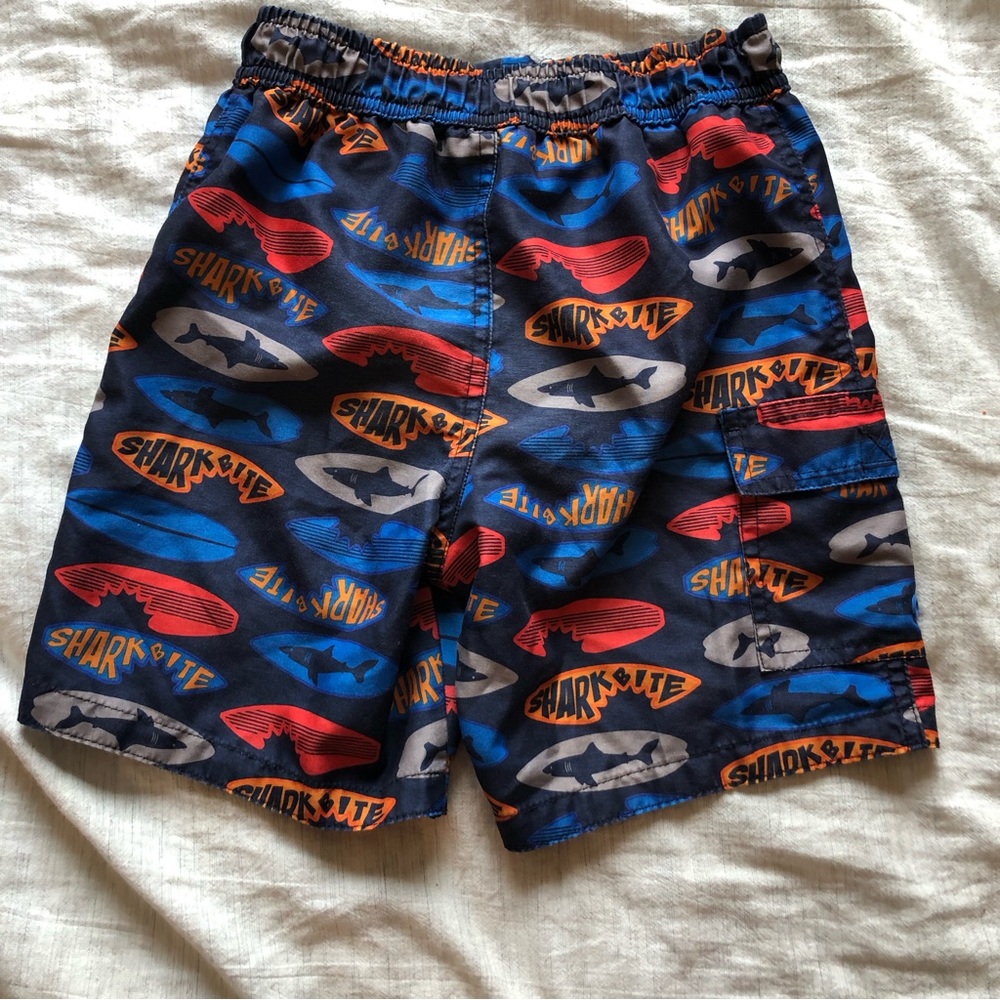 Swim trunks - Picture 2 of 3